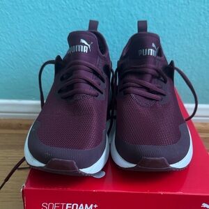 Puma Burgundy Low-Top Athletic Sneakers